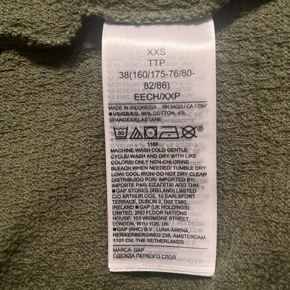 GAP XXS Crepe Top - Picture 4 of 4